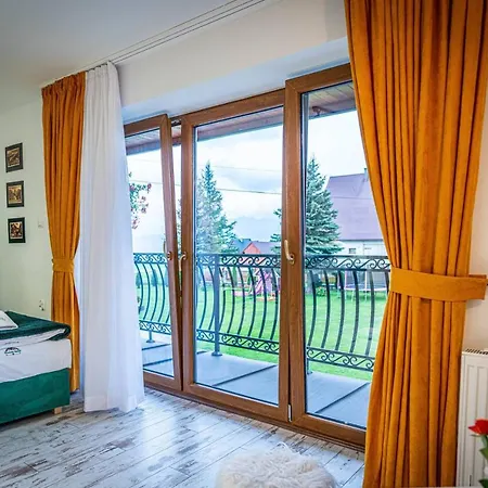 Wierchowa Jacuzzi & Sauna Chalet